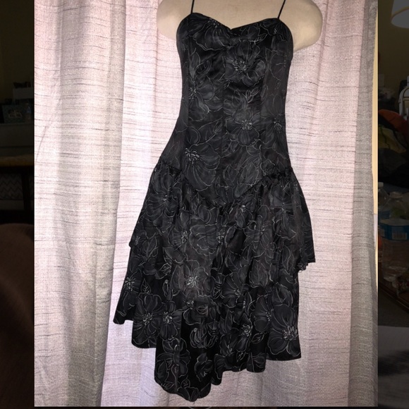 80s Inspired Prom Dresses